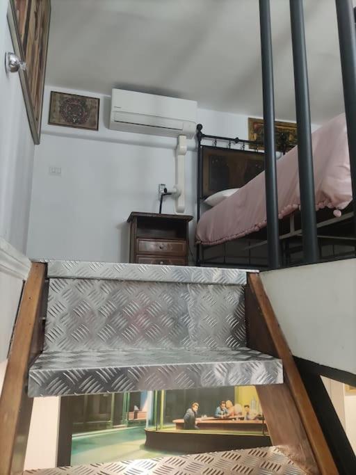 Colosseo Vintage Apartment Rome Bagian luar foto